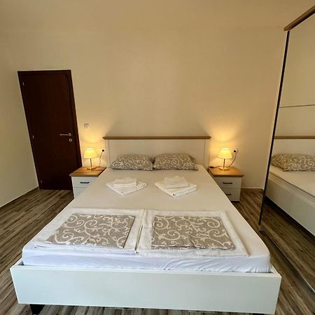 Sunny Apartment Котор Экстерьер фото