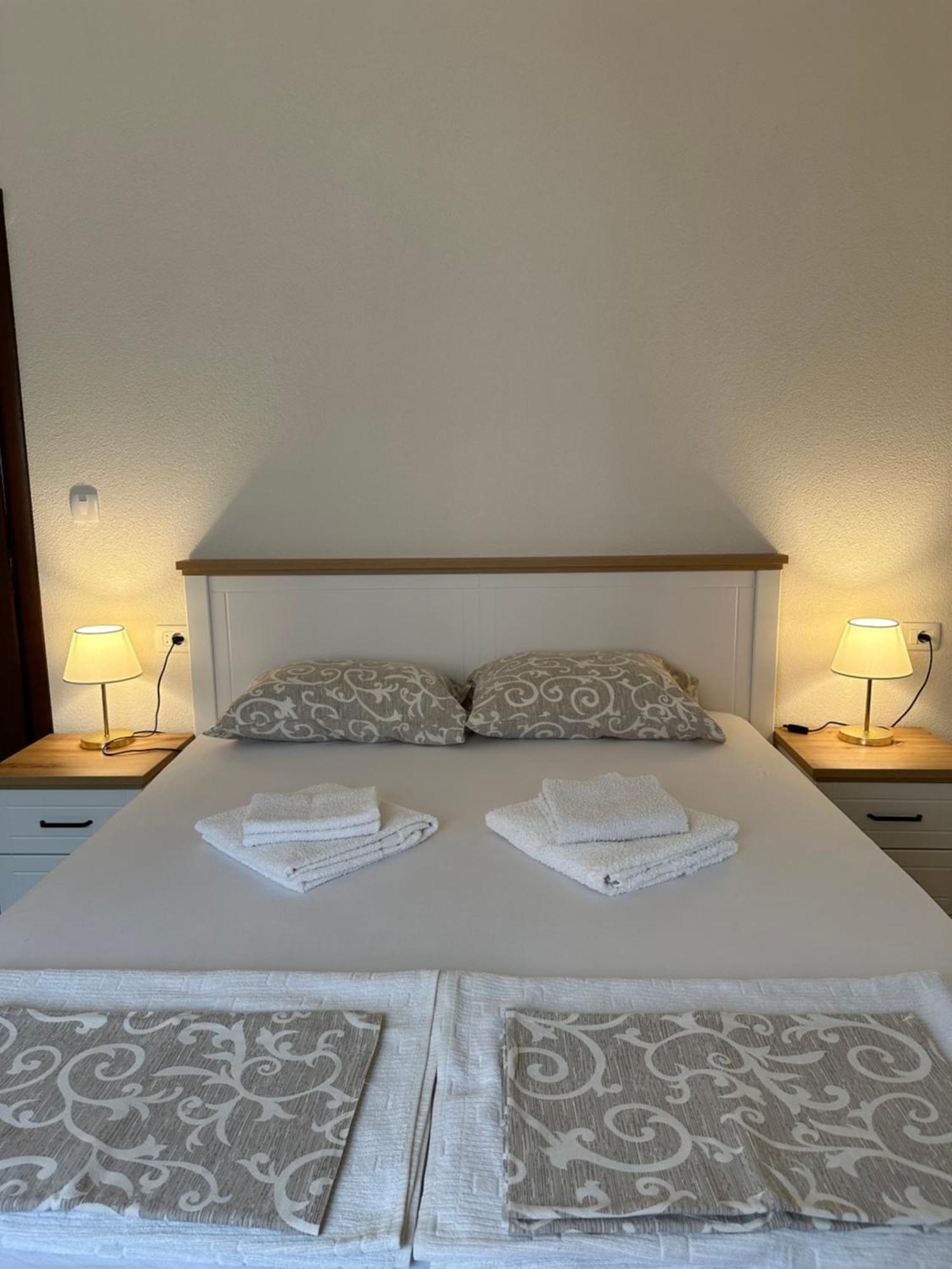 Sunny Apartment Котор Экстерьер фото